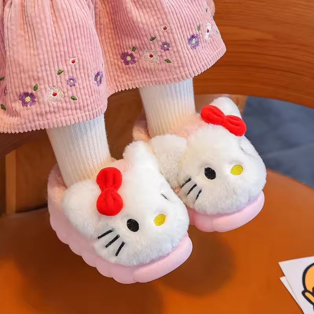Pantoufles en peluche Hello Kitty
